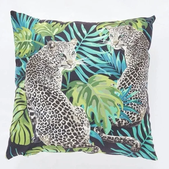 NWT JUNGLE CAT LEOPARD PRINT TOSS PILLOW THROW COVER - Picture 5 of 6